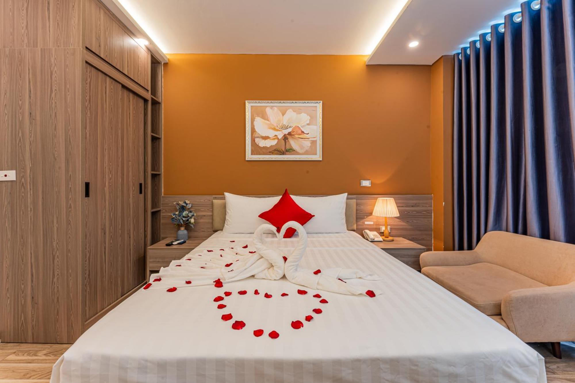 Moon Hotel 26 Do Quang Ханой Екстериор снимка